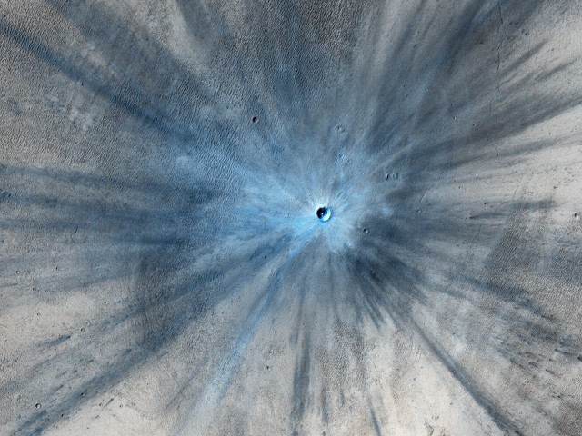 MRO-Mars-impact-crater