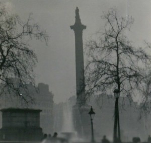 Nelsons-Column-Great-Smog-London-1952